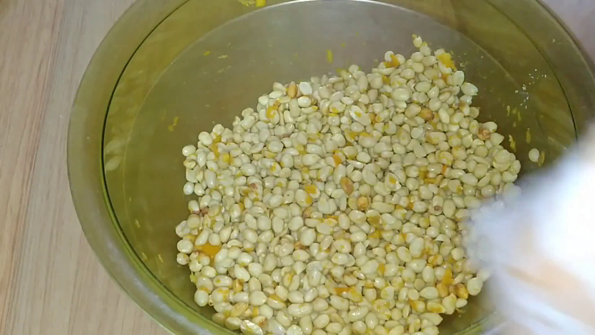 Foto langkah ke 3 dari resep 183. Kacang Bawang Gurih (Enak banget🤤👍).