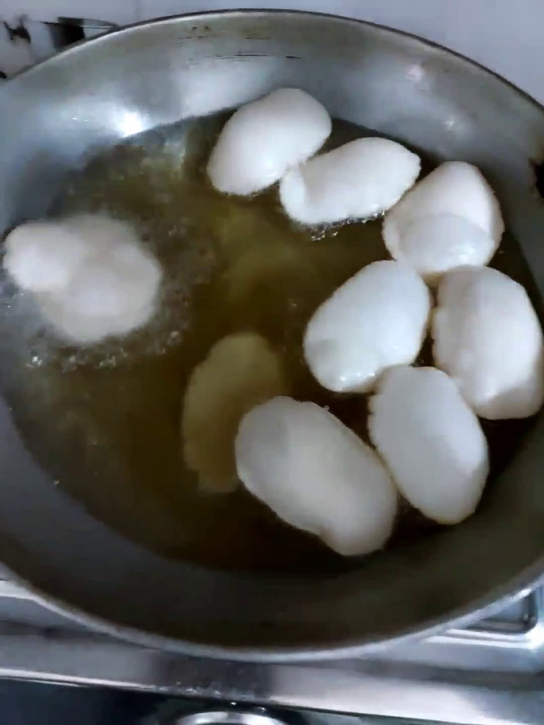 सूजी पानीपुरी (sooji pani puri recipe in Hindi) रेसिपी चरण 4 फोटो