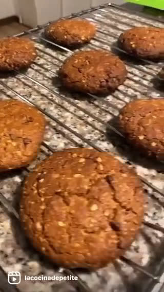 Foto del paso 4 de la receta: Galletas de algarroba 🤎