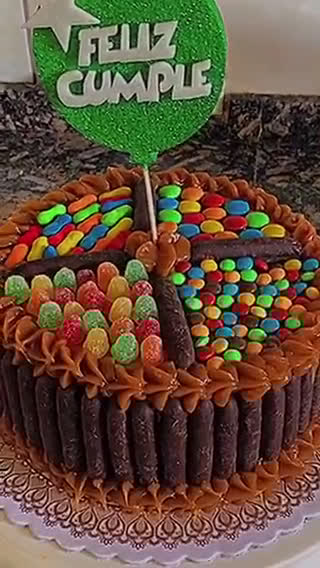 Foto del paso 1 de la receta: Torta de golosinas