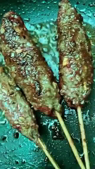 A picture of step 3 of Beef kofta/ shish kebab.