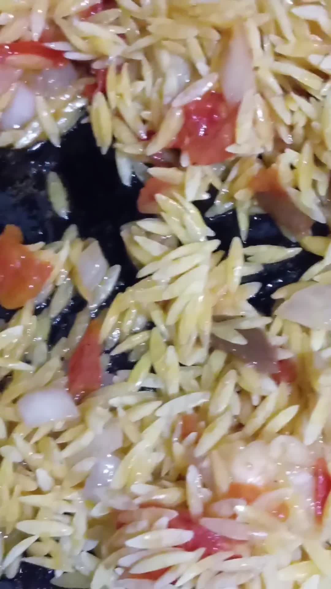 Foto del paso 2 de la receta: Orzo vegano con piña y umeboshi