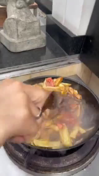 Foto del paso 6 de la receta: Lomo saltado casero 🇵🇪✨