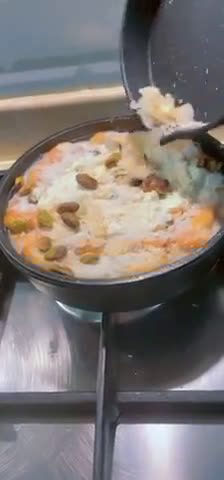 صورة لخطوة 2 من وصفة هبة الشتاء ام على (الترند)