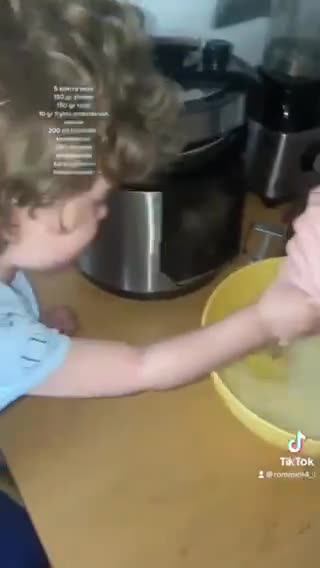 Foto del paso 2 de la receta: Tres leches - versión albanés