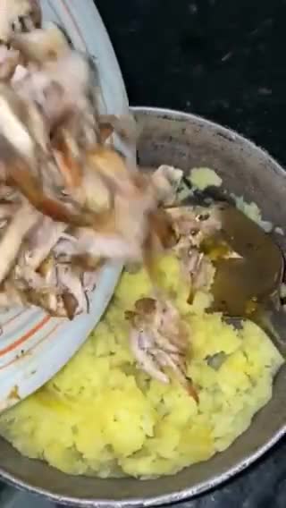 Foto del paso 5 de la receta: Papas en forma de pollo 🍗