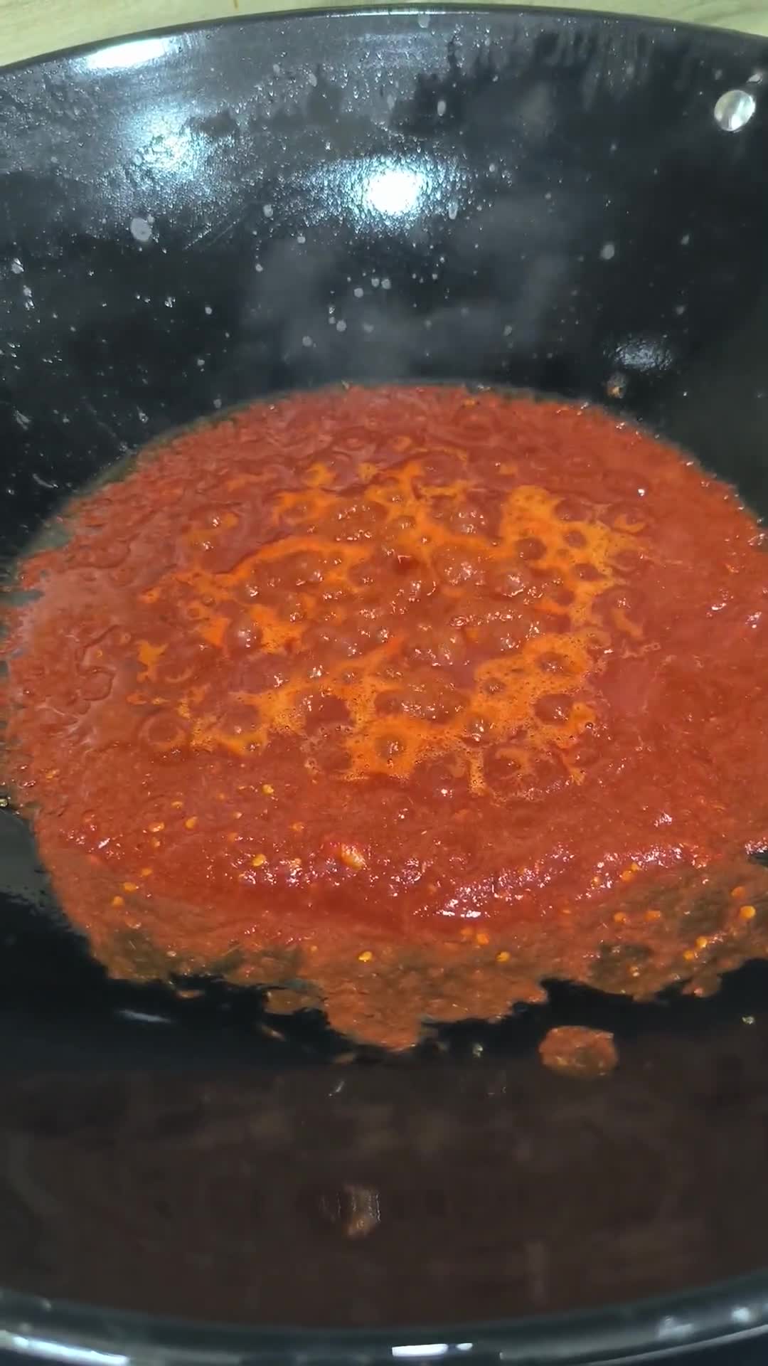 Gambar langkah 3 resipi Sambal goreng jawa kering.
