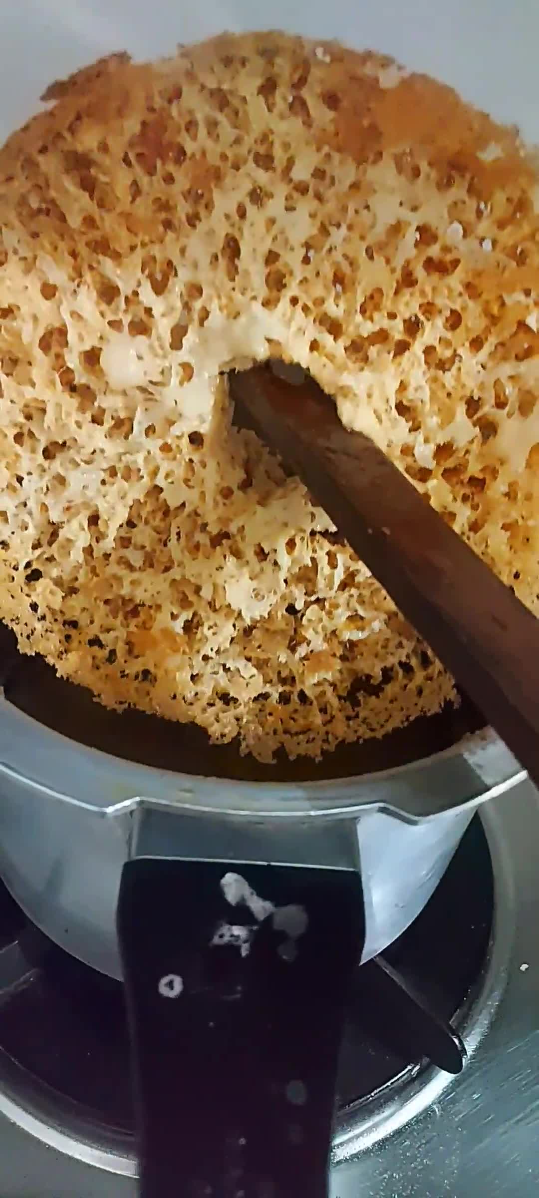 तीज स्पेशल मावा घेवर (Teej Special mawa ghevar recipe in hindi) रेसिपी चरण 10 फोटो