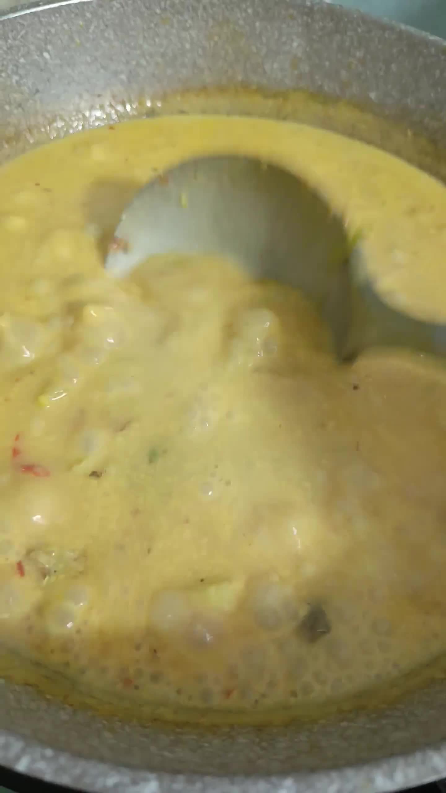 Gambar langkah 4 resipi Sardin masak lemak cili api.