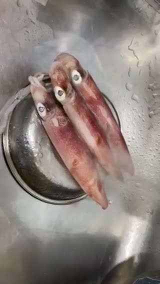 芹菜炒小卷的食譜步驟5照片