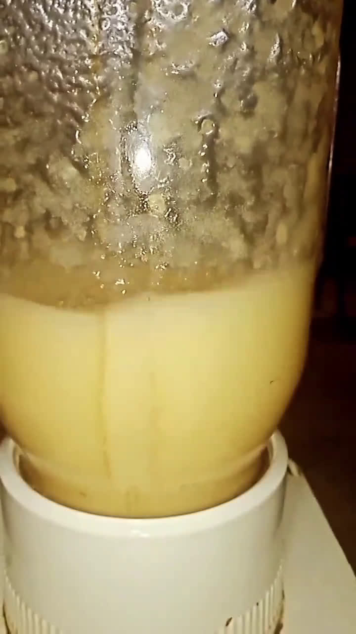 A picture of step 2 of Apple juice.