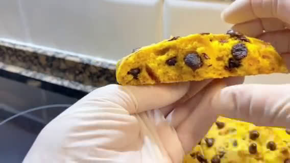 Foto del paso 12 de la receta: Galletas blandas de zanahoria con pepitas de chocolate