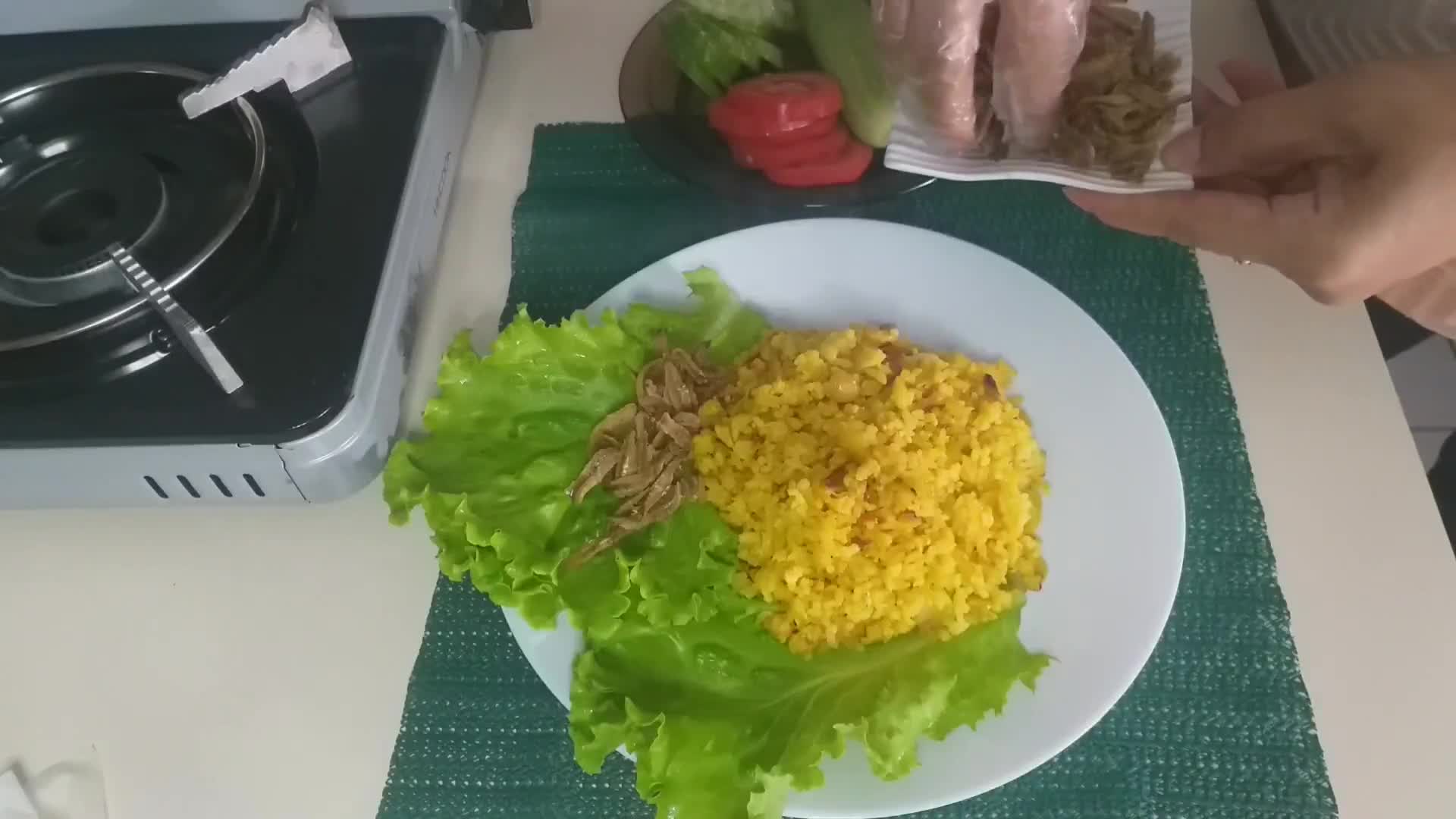 Foto langkah ke 6 dari resep 21. Nasi Goreng Kunyit.