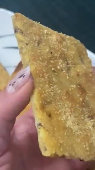 Foto del passaggio 3 della ricetta Schiacciata di patate e cipolle