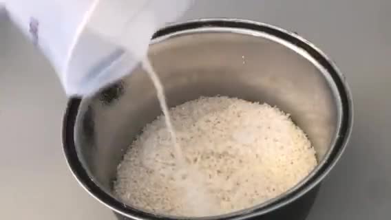 Foto langkah ke 1 dari resep 452. Nasi Uduk Gurih Rice Cooker #MagicnyaRiceCooker.