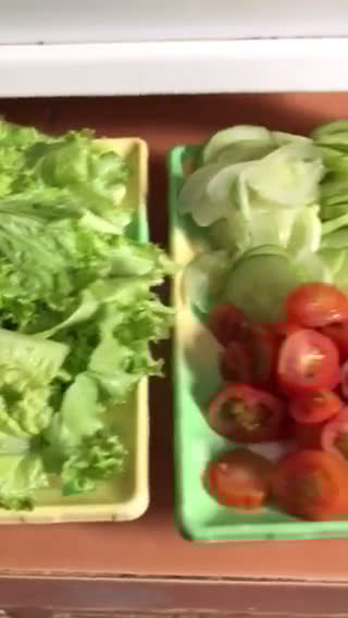 Foto langkah ke 2 dari resep Salad sayur dengan protein  (2).