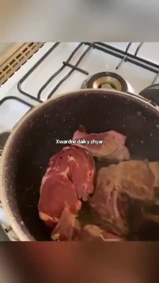 صورة لخطوة 1 من وصفة طبخ اللحم مع الرز الكوردي