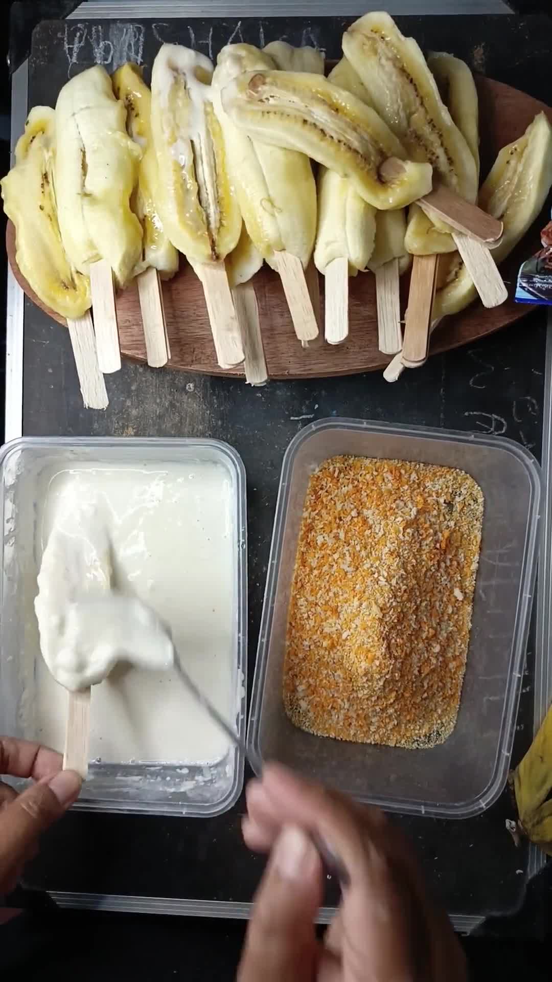 Foto langkah ke 4 dari resep Banana Satay.
