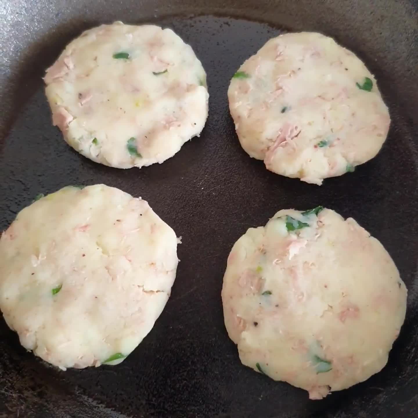 Foto del paso 4 de la receta: 🥔 🐟 Croquetas de papa y atún