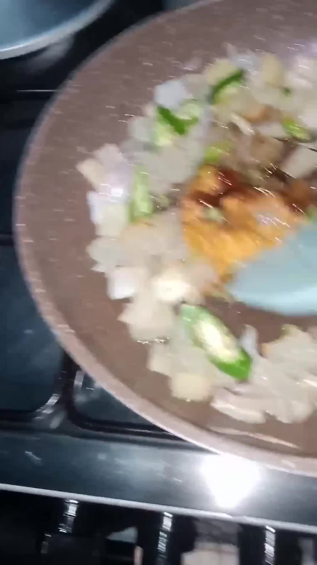 Foto langkah ke 3 dari resep Kikil Cabe Hijau.