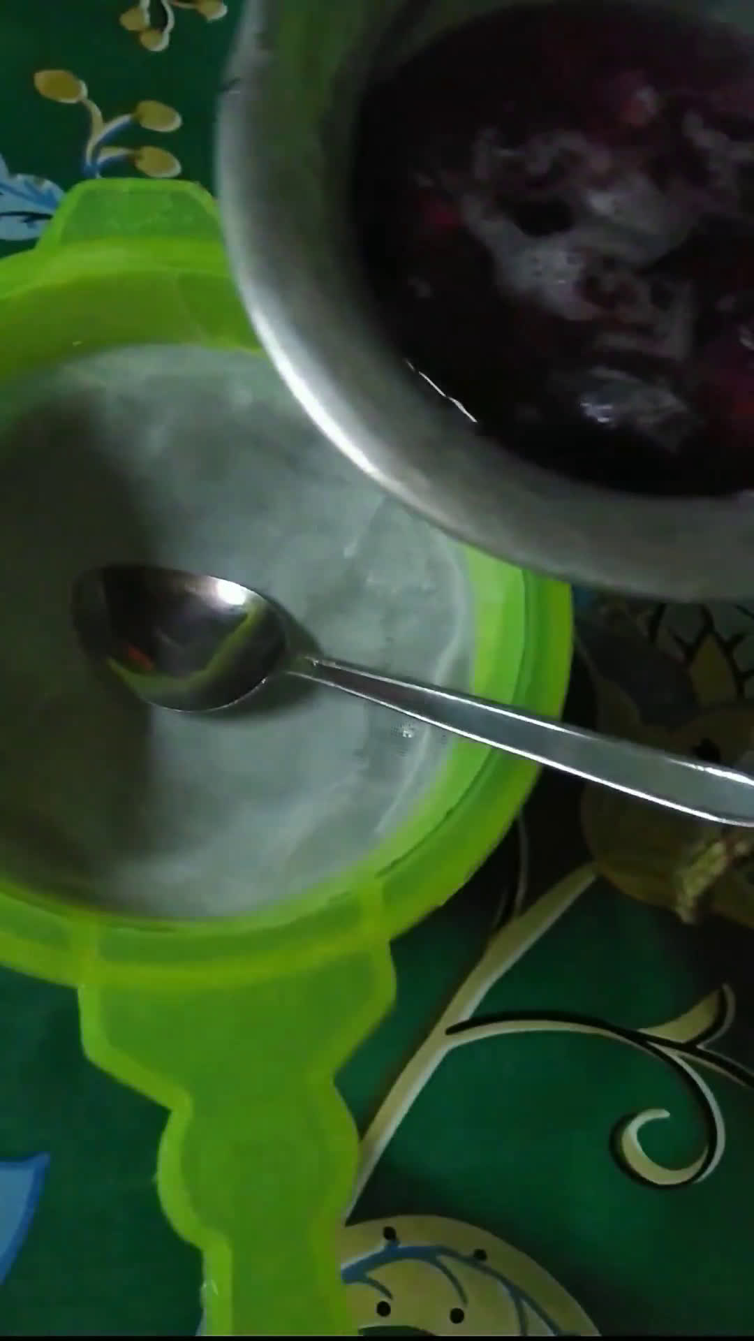 জামএর জুস চা চা রেসিপির ধাপ 2 ছবি