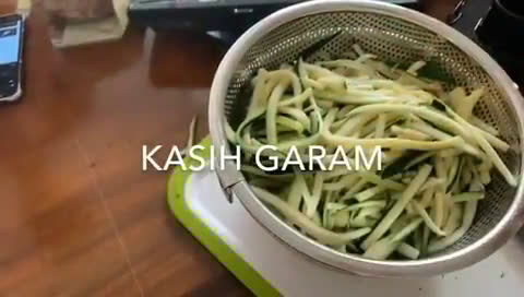 Foto langkah ke 1 dari resep Kani Salad.
