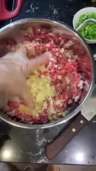 Hình bước làm 4 của món Hamburger tại gia siêu ngon style Hàn Quốc