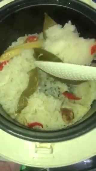 Foto langkah ke 5 dari resep Nasi Liwet Rice Cooker.