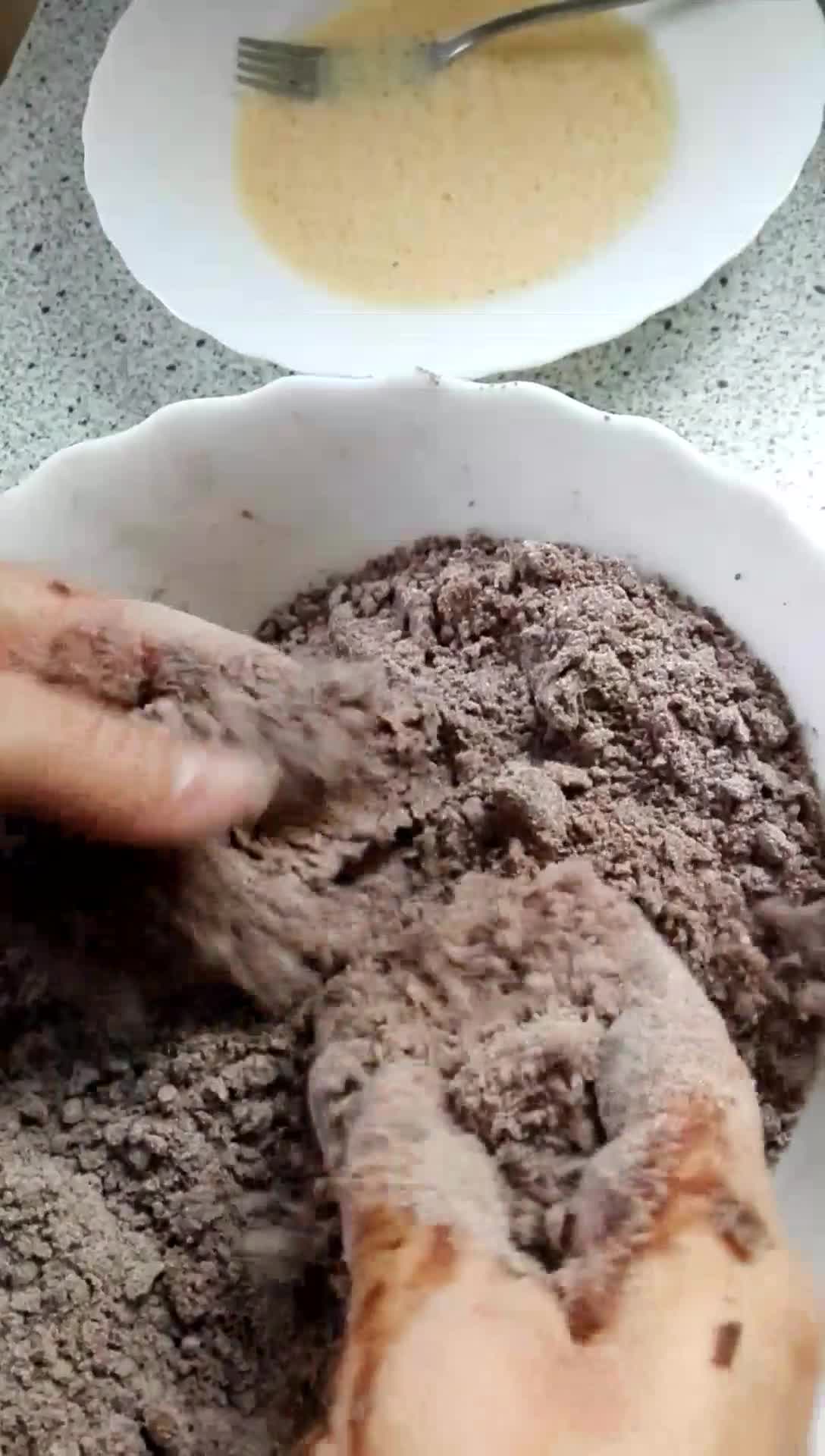 Foto del paso 2 de la receta: Casa del terror con galletas de mantequilla