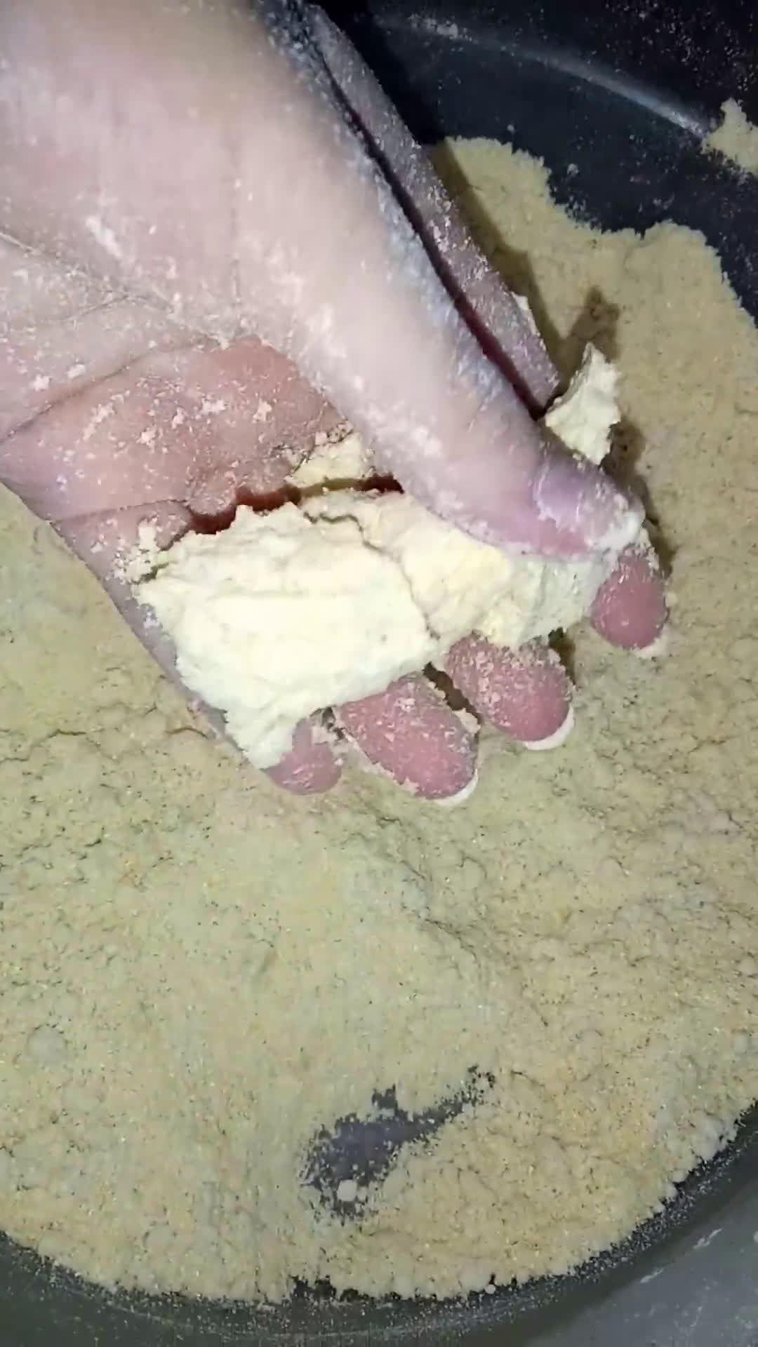 Foto del paso 2 de la receta: Torta a la sartén con polenta