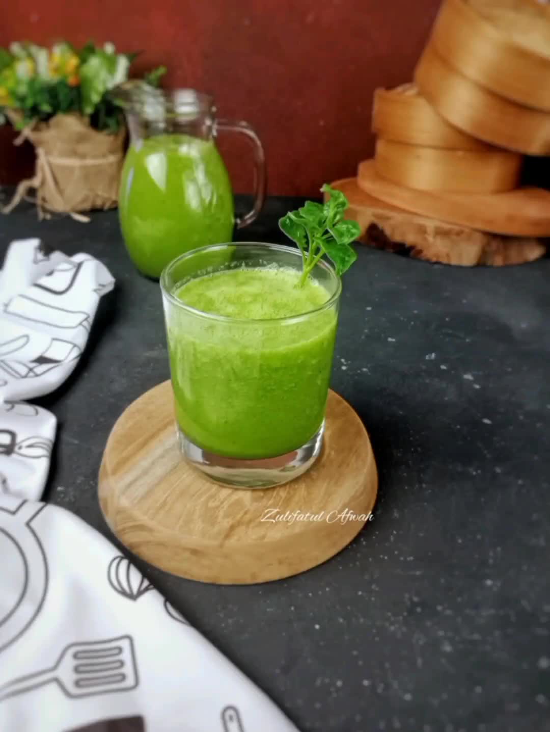 Foto langkah ke 4 dari resep Green smoothies mangga, banana, dan sayur.