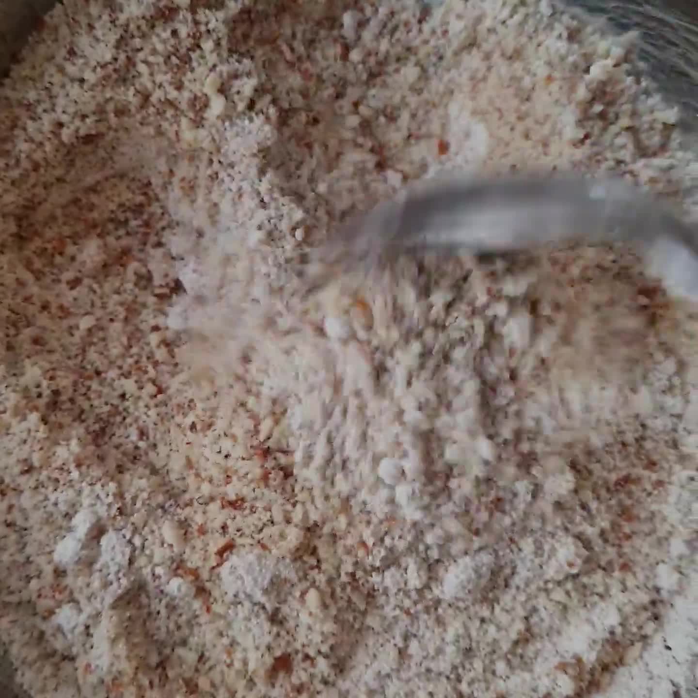 Foto del paso 2 de la receta: Galletas de almendras y dátiles 🌱 sin azúcares agregados