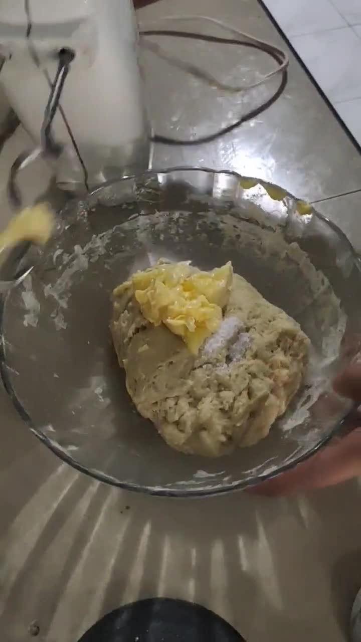 Foto langkah ke 2 dari resep Roti Semir.
