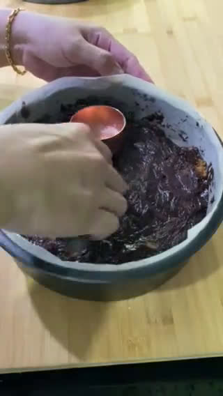 Gambar langkah 4 resipi Kek Batik Biscoff yang Melting 💖.