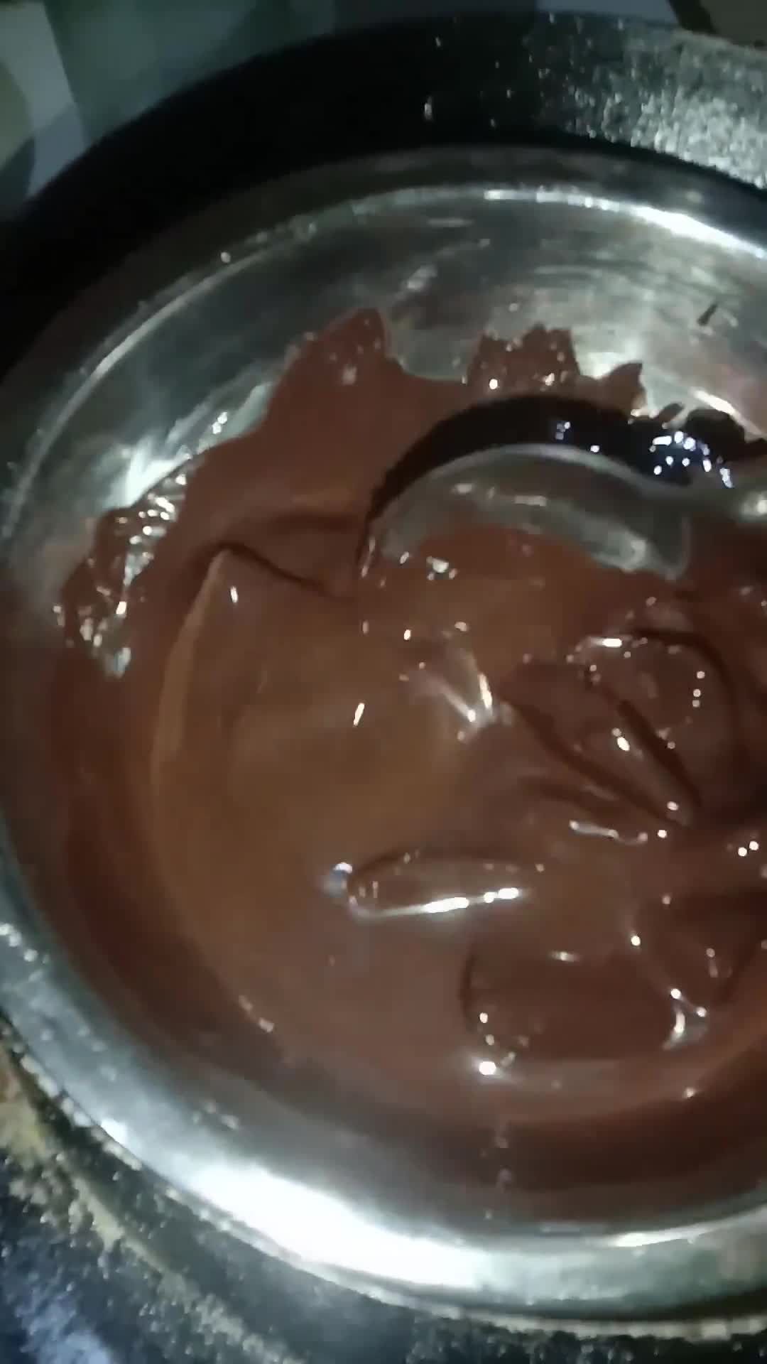 Foto langkah ke 1 dari resep Brownies kukus 4 telur super lembut nyoklat banget.
