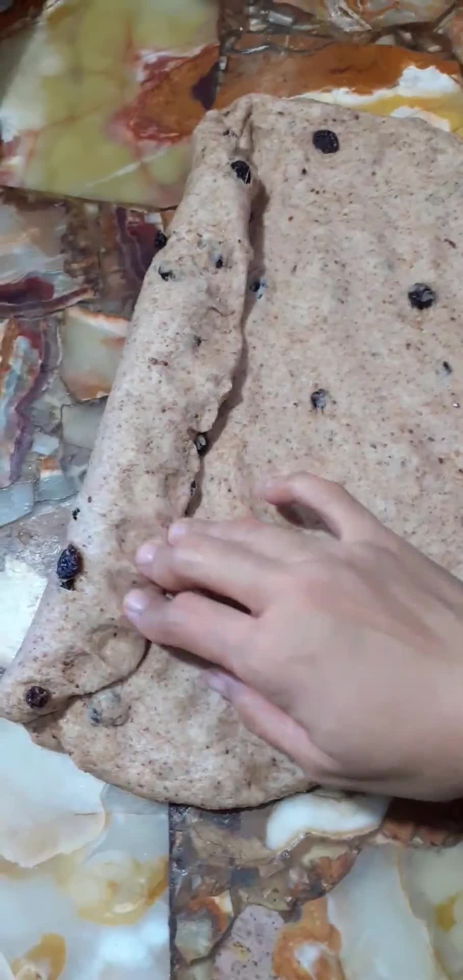 Foto del paso 4 de la receta: Pan integral con pasas de uva🍞
