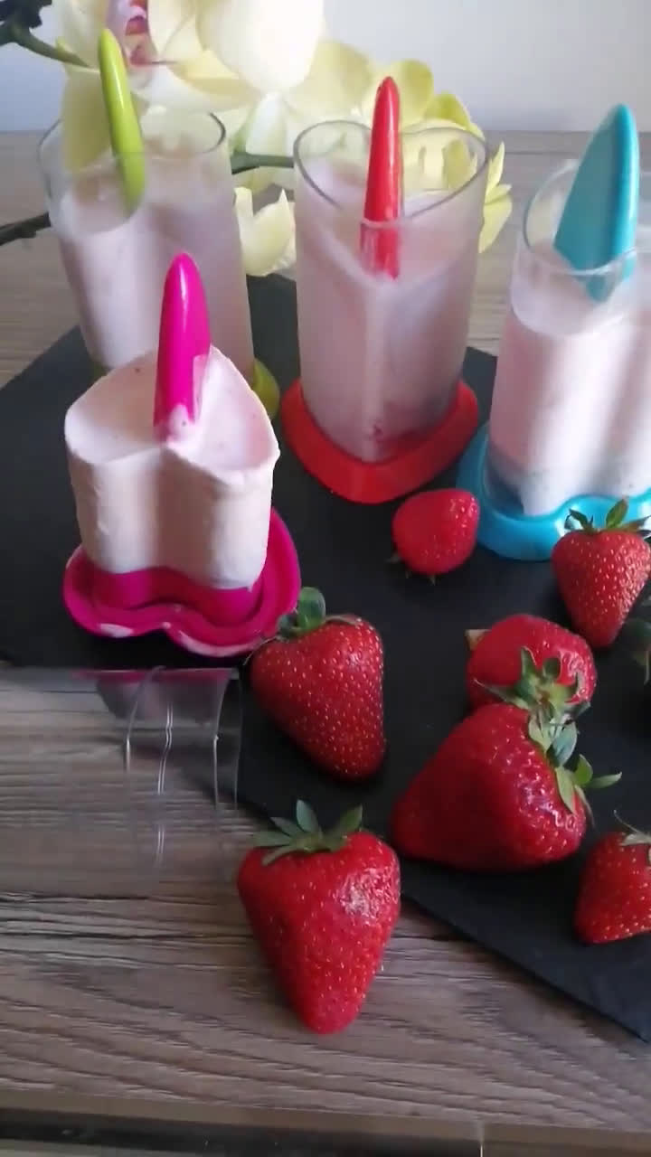 Une image de l'étape 5 de Glace fraises a la djamicoo 🍓.