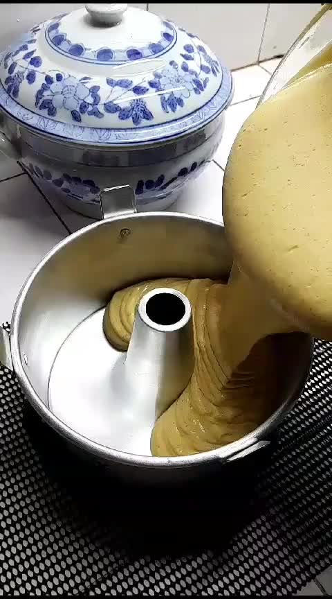 Foto langkah ke 10 dari resep Oenbitjkoek Chiffon Cake.