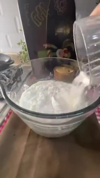 صورة لخطوة 3 من وصفة صينية كانليوني بعجينة الكريب