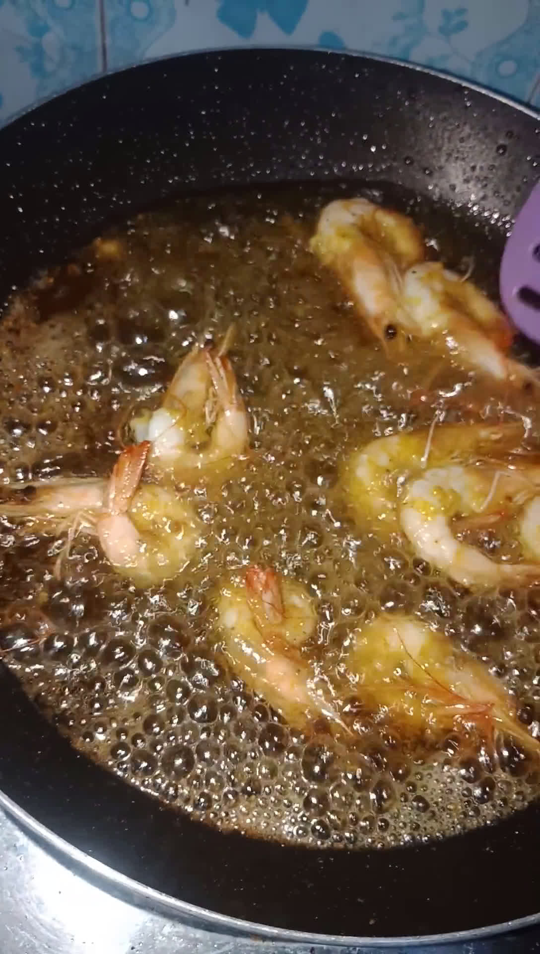 Foto langkah ke 4 dari resep Udang Goreng.