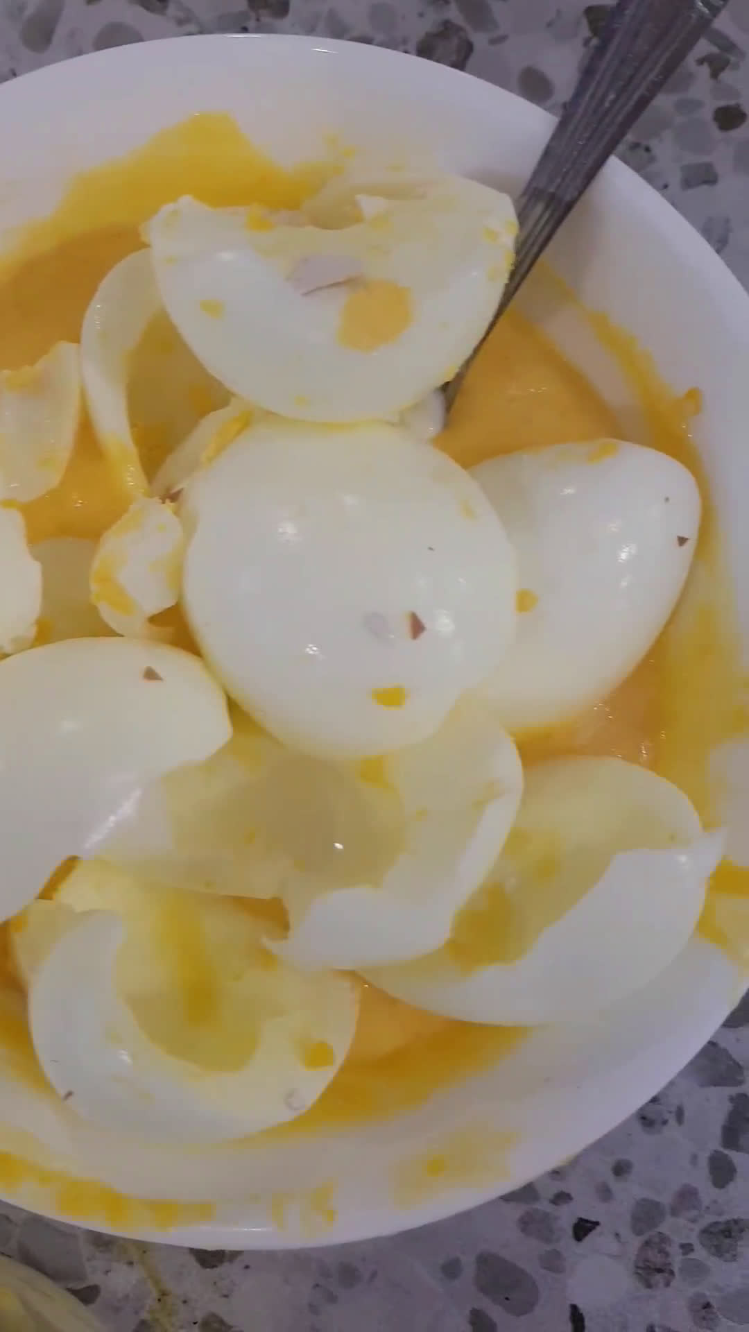 Foto langkah ke 6 dari resep Egg Mayo Sandwich.