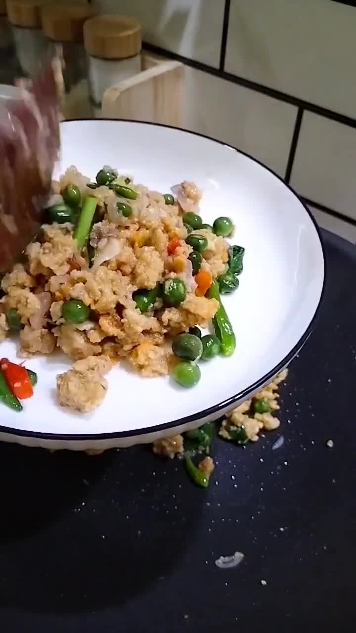 Foto langkah ke 10 dari resep Tumis Oncom leunca rawit.