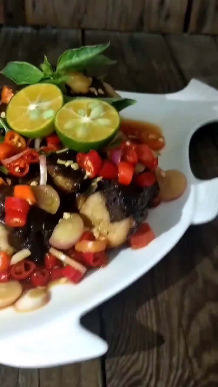 Foto langkah ke 5 dari resep Ikan Cakalang Asap Colo Colo Khas Maluku.