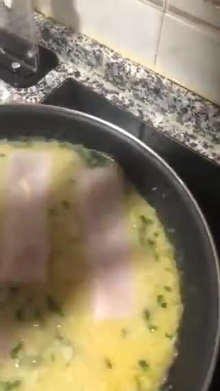Foto del paso 7 de la receta: Merluza en salsa verde a la vasca