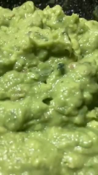Foto del paso 7 de la receta: Guacamole 🥑 a la Jauregrill