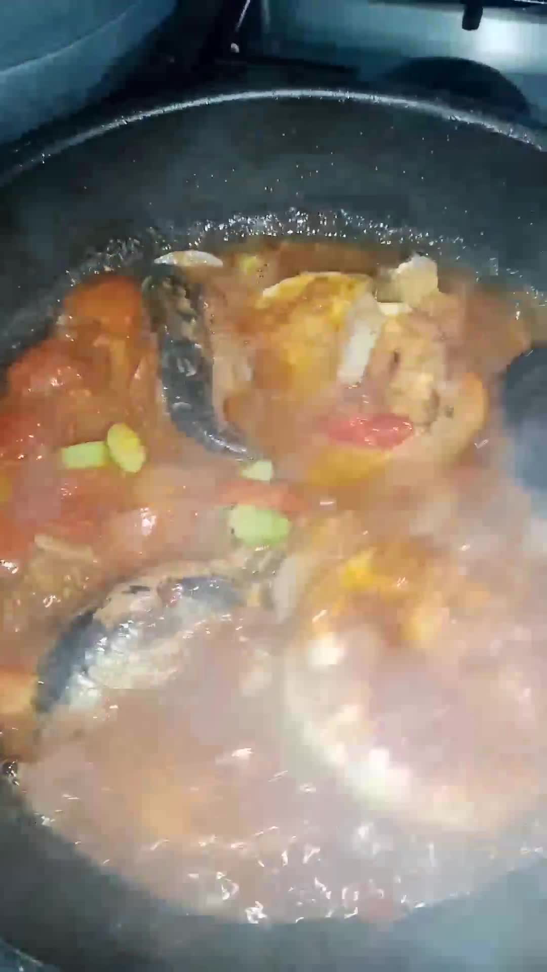 Foto langkah ke 3 dari resep Sarden Telur Ceplok Petai.