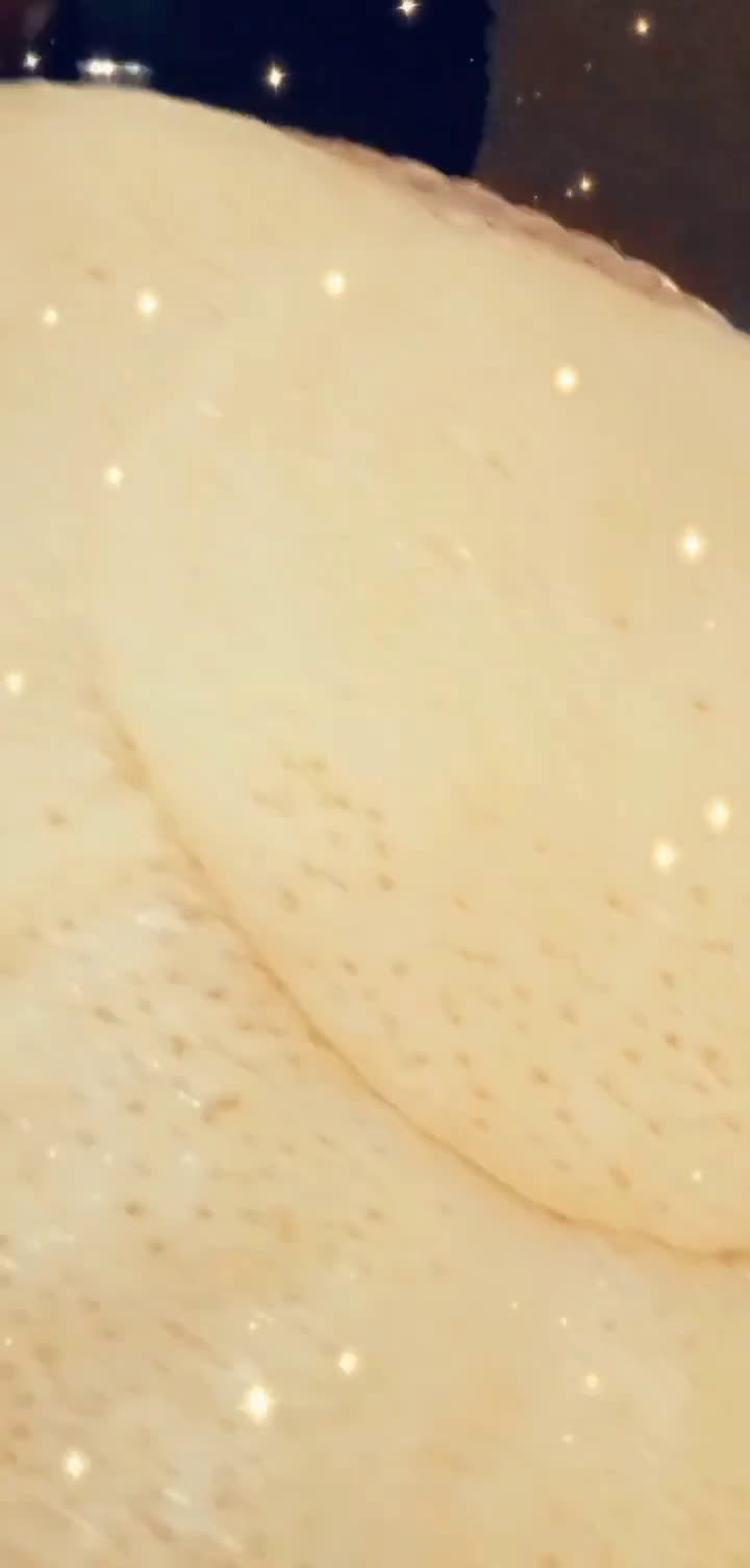 صورة لخطوة 1 من وصفة بغرير(غرايف) بالطريقة التقليدية 💯😍