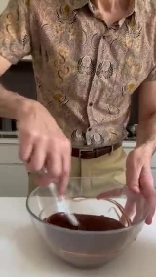 A picture of step 10 of Chocolate Espresso Dacquoise.