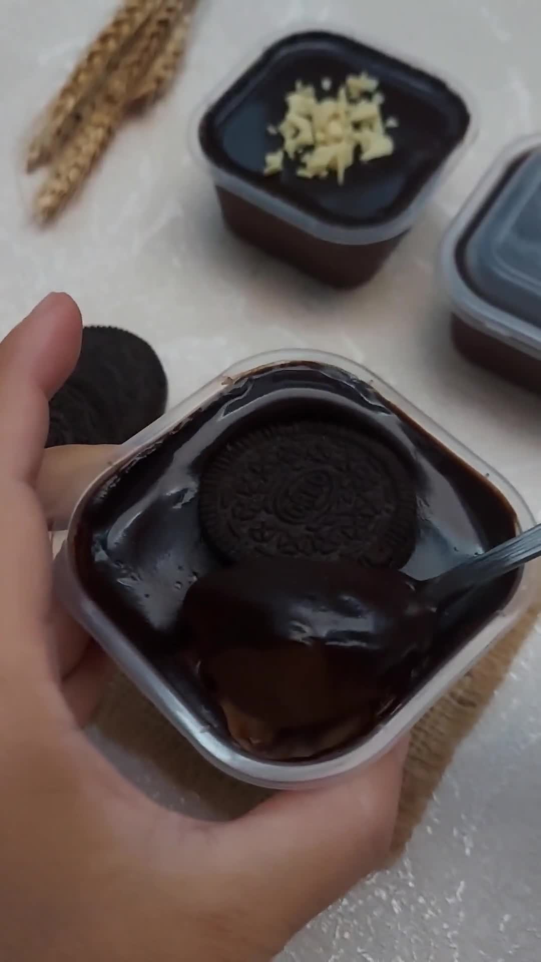 Foto langkah ke 4 dari resep Dessert Box Coklat (Premium Instan).