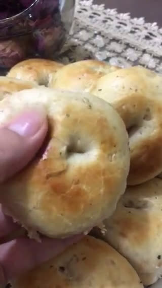 عکس مرحله 1 از دستور نان معطر